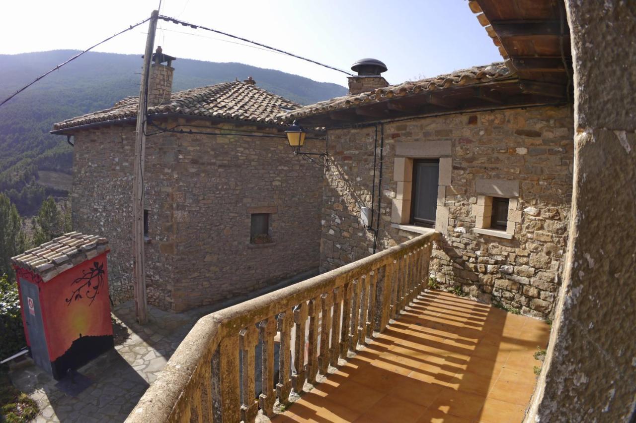Albergue Restaurante de Artieda Exterior foto